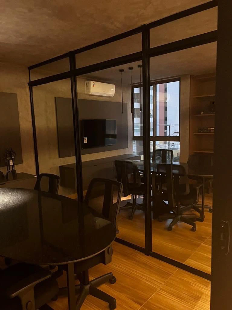 1-bedroom flat with AC and no parking space — photo 11