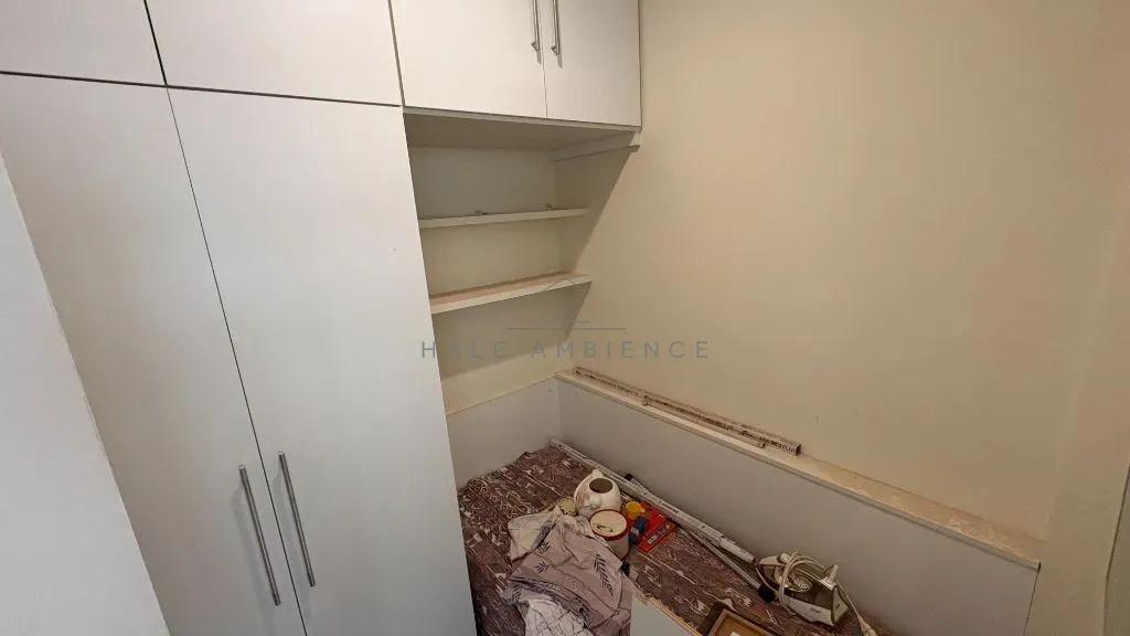 4-bedroom apartment with 4 bathrooms and 350 m² — photo 26