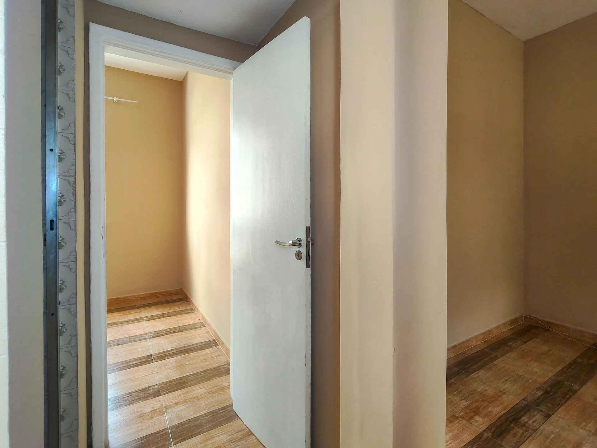 2-bedroom apartment, 60 m² — photo 36
