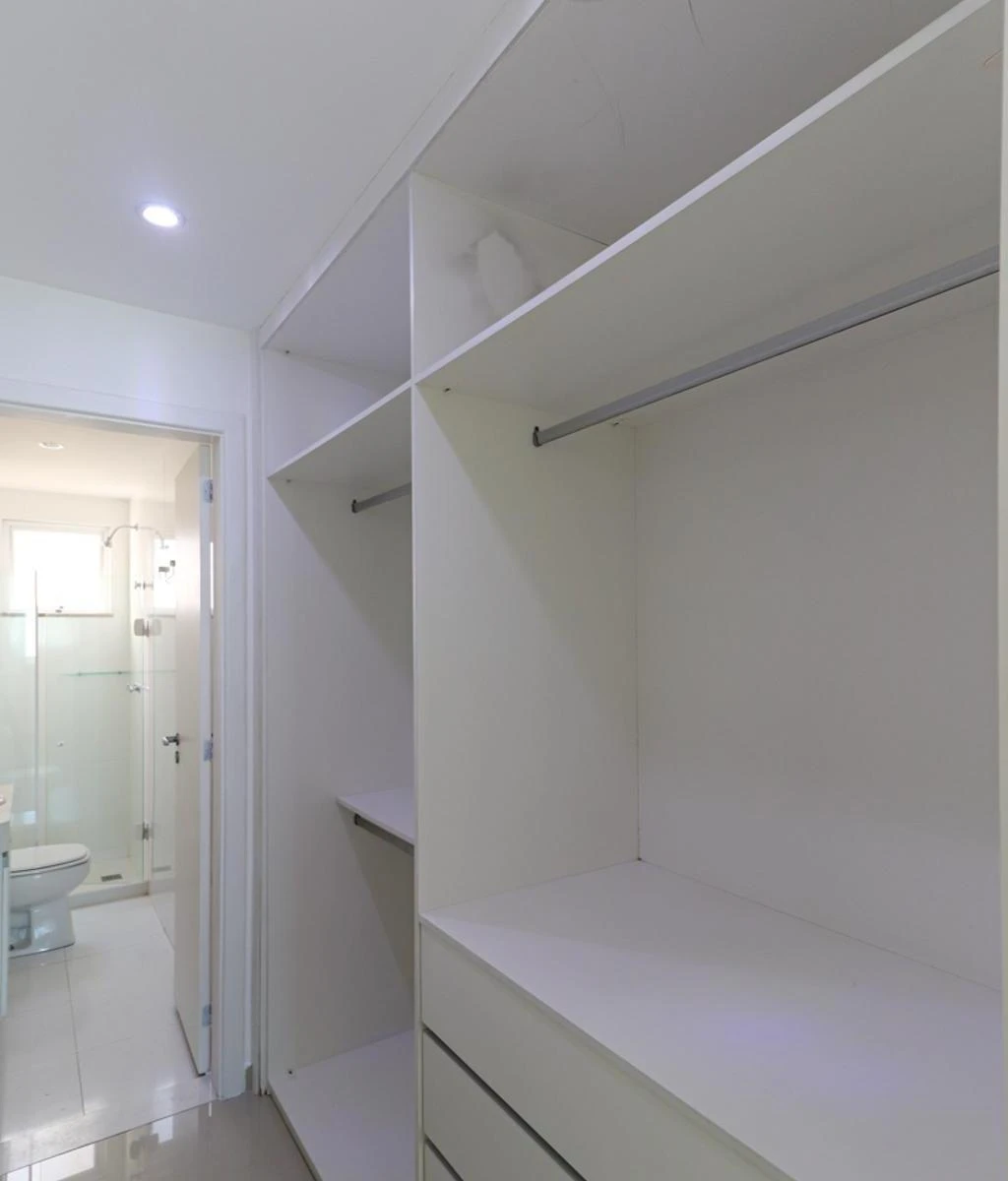 Rental apartment with 3 bedrooms and 1 en-suite bath — photo 11