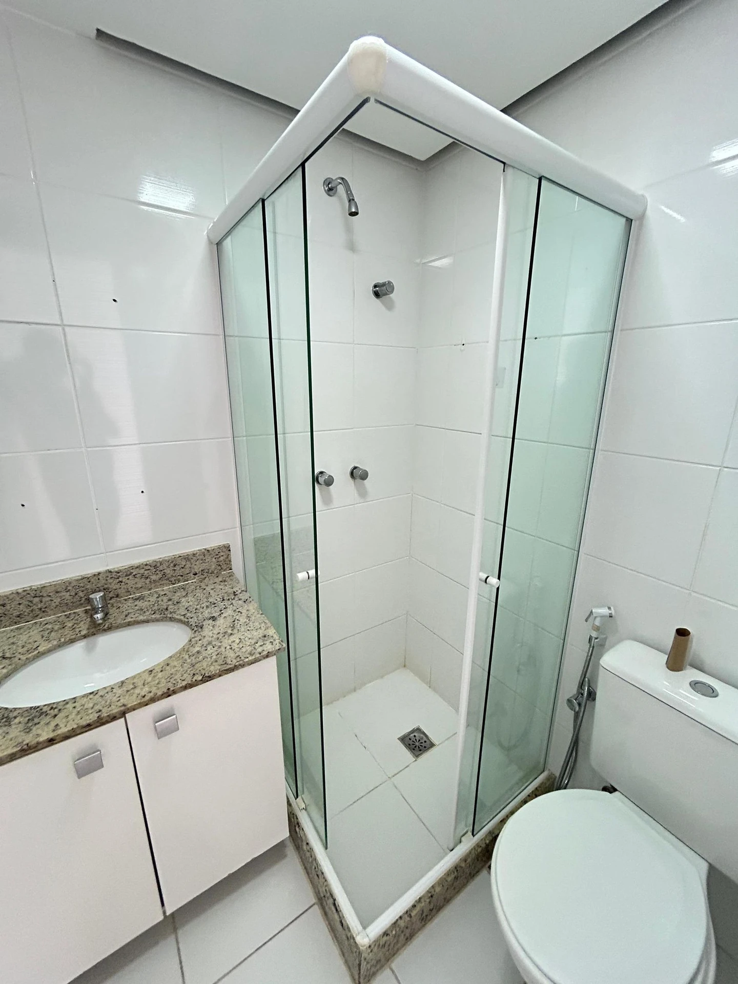 2-bedroom apartment with a mountain view in Rio de Janeiro — photo 49