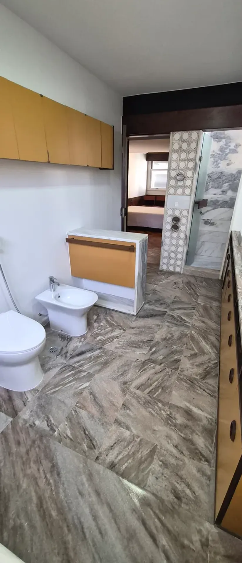 300 m² apartment with 4 bedrooms and gas kitchen — photo 47