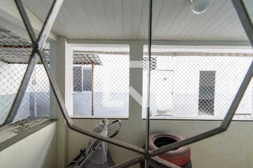 Furnished house with 5 bedrooms and 560 m² — photo 43