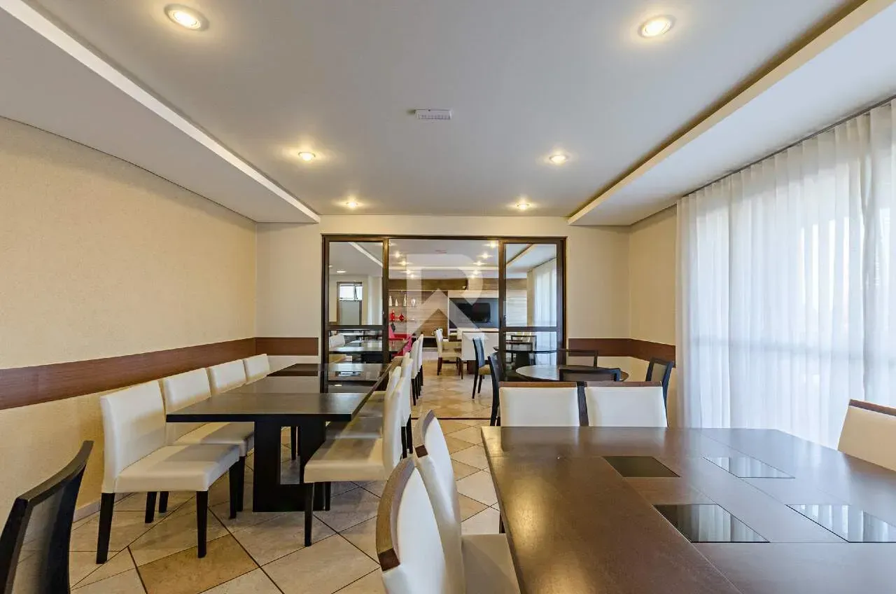 3-bedroom apartment with 3 parking spaces and home office — photo 37
