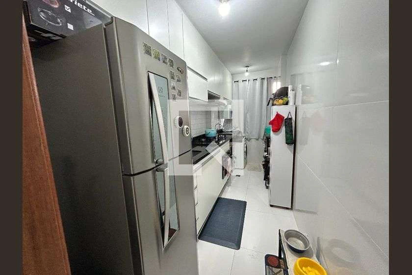Apartamento mobiliado com roupeiros e 2 quartos — photo 4