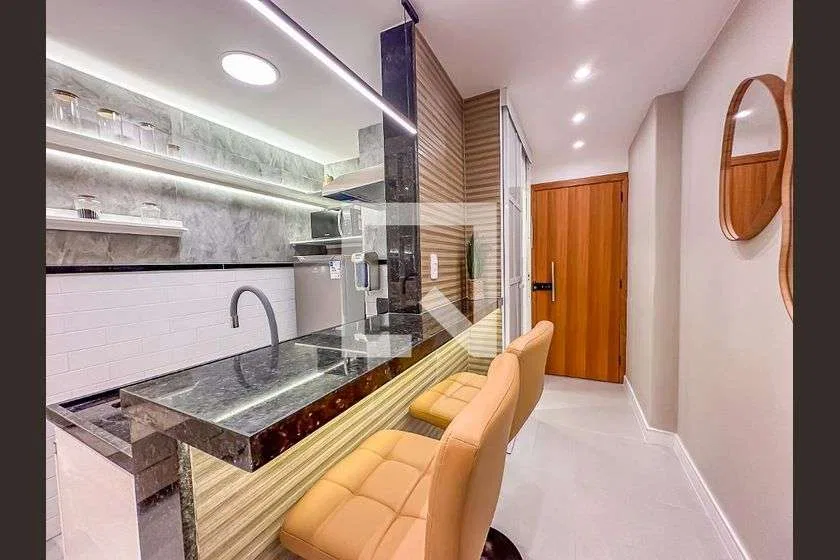 Apartamento mobiliado de 1 quarto com cozinha integrada — photo 7