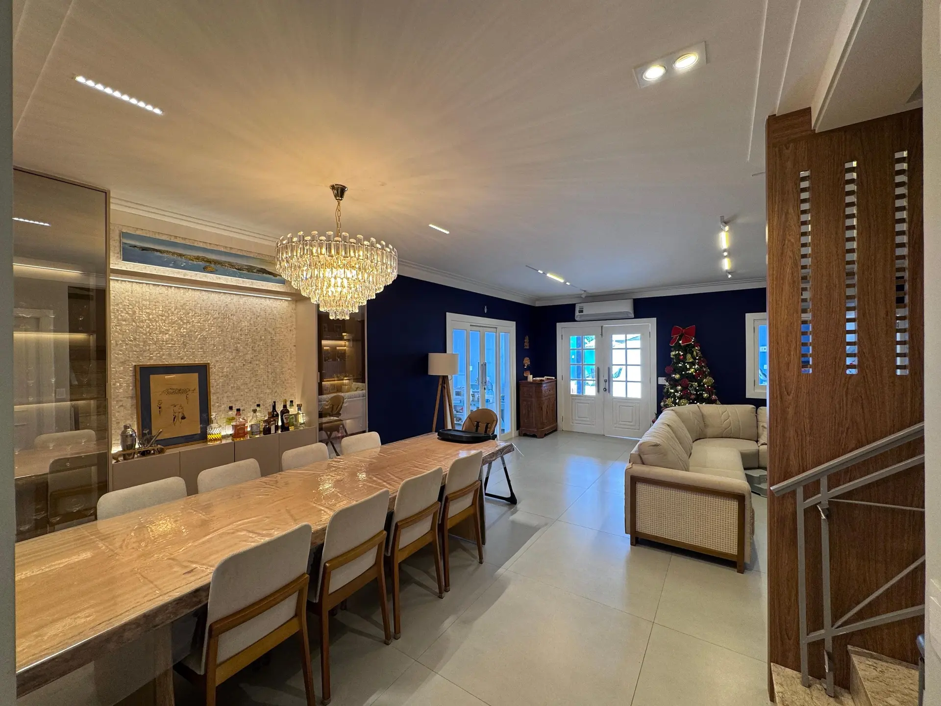 Furnished house, 550 m², with a bathtub — photo 34