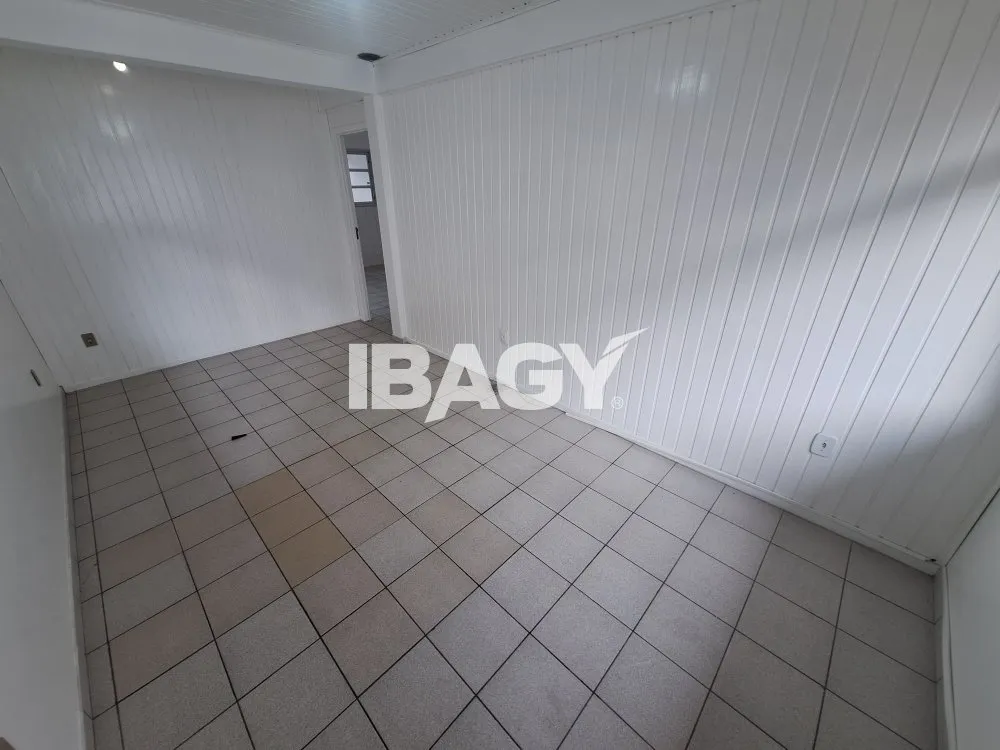 3-bedroom house with 1 en-suite and 80 m²