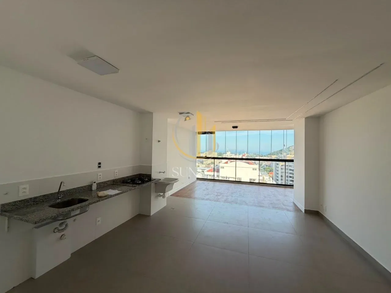 3-bedroom apartment with a water view — photo 21