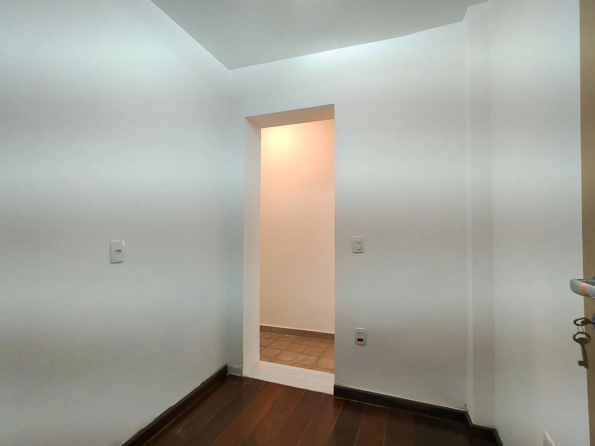 House for rent with 5 bedrooms and 8 bathrooms — photo 28