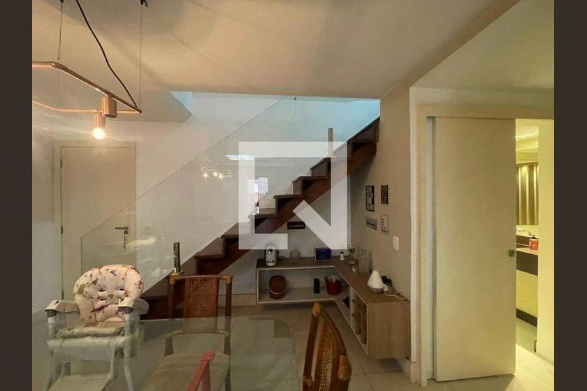 Apartamento mobiliado com 3 quartos e 280 m² — photo 9