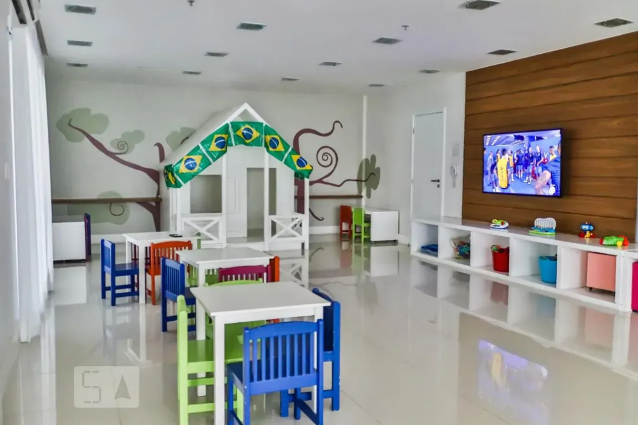Furnished 93 m² apartment with 3 bedrooms and 1 parking — photo 45