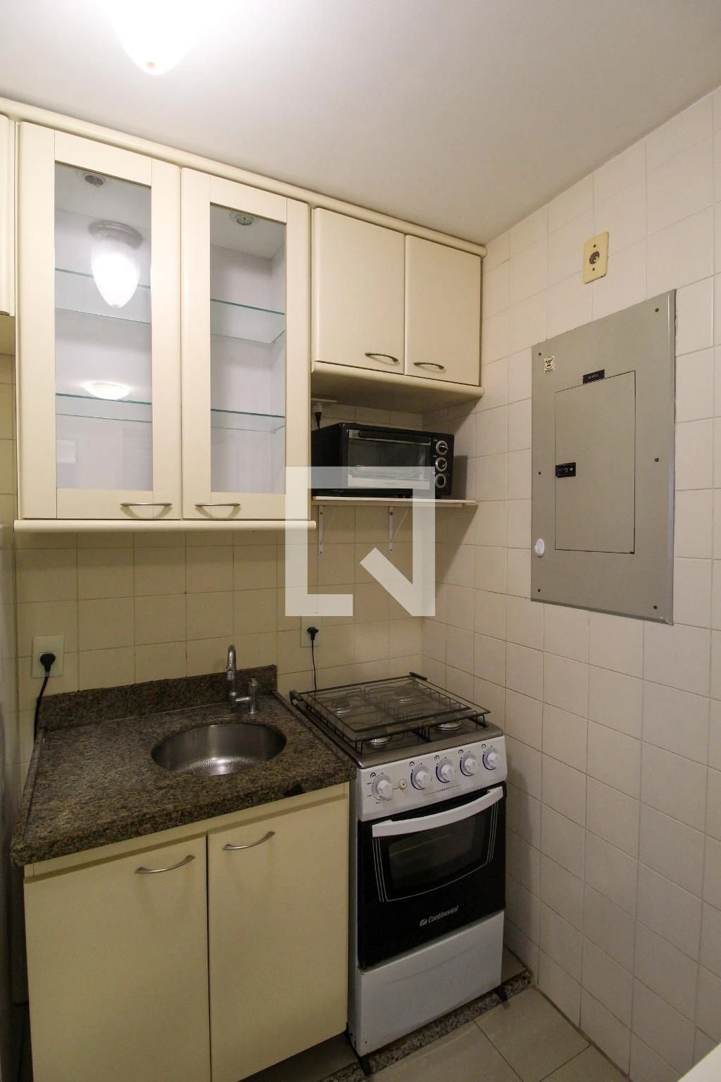 One-bedroom apartment with a water view in Rio de Janeiro — photo 5