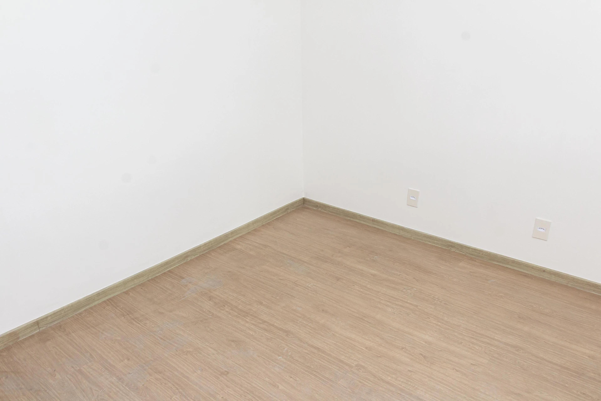 Rental apartment with 2 bedrooms and a balcony — photo 34