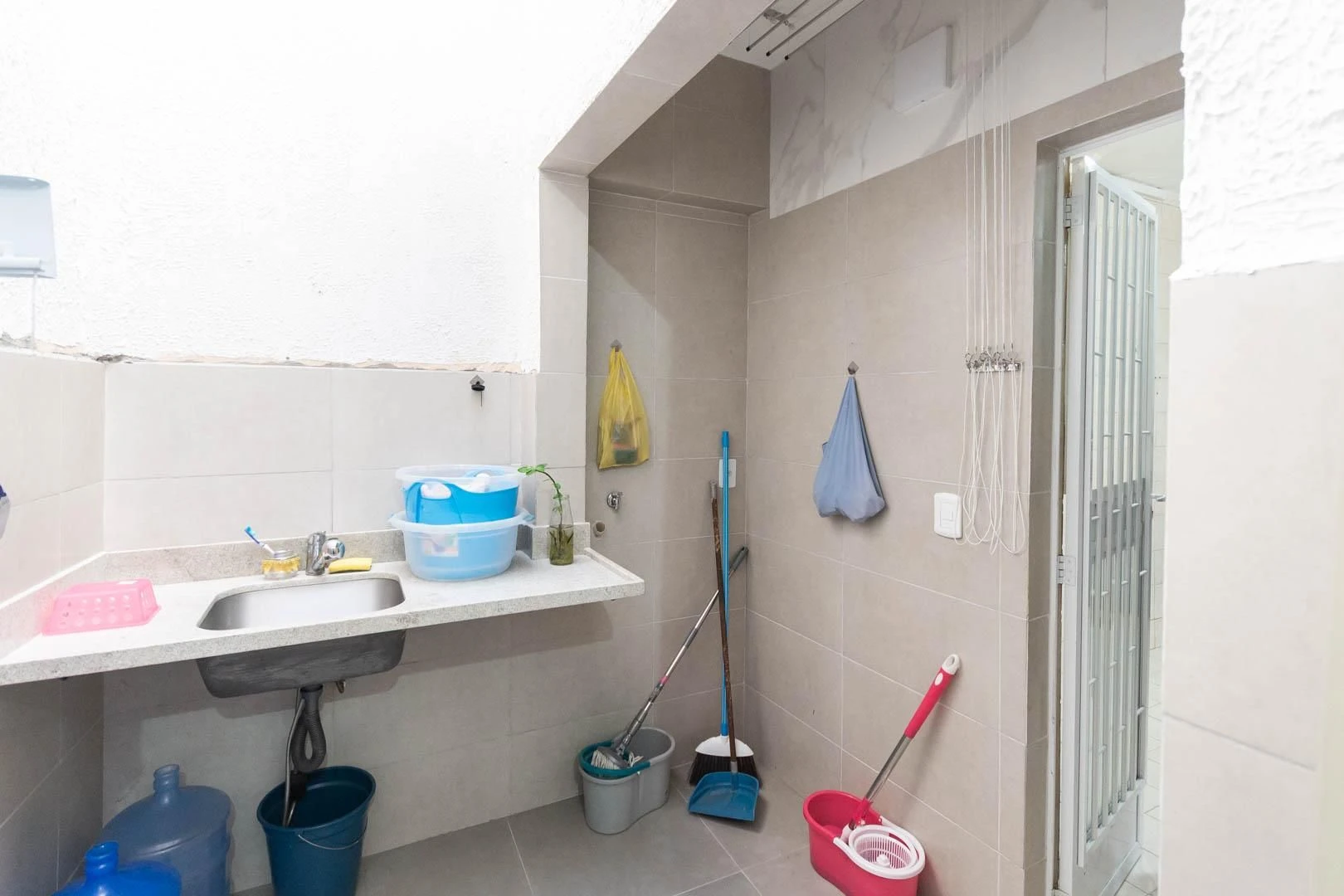 Casa com 4 quartos e varanda, pronta para morar — photo 30
