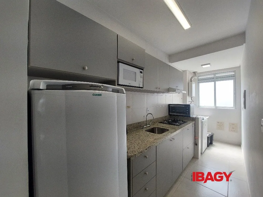 Furnished 110 m² apartment with 3 bedrooms and suite — photo 2