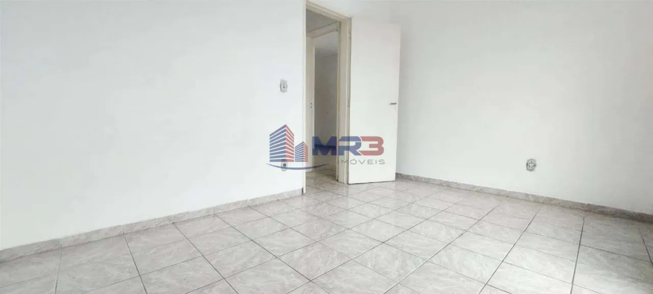 Rental apartment with 2 bedrooms and 1 bathroom — photo 15