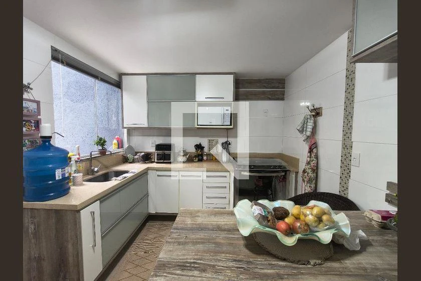 Меблированный дом: 4 спальни, 310 м² и открытая кухня — photo 34