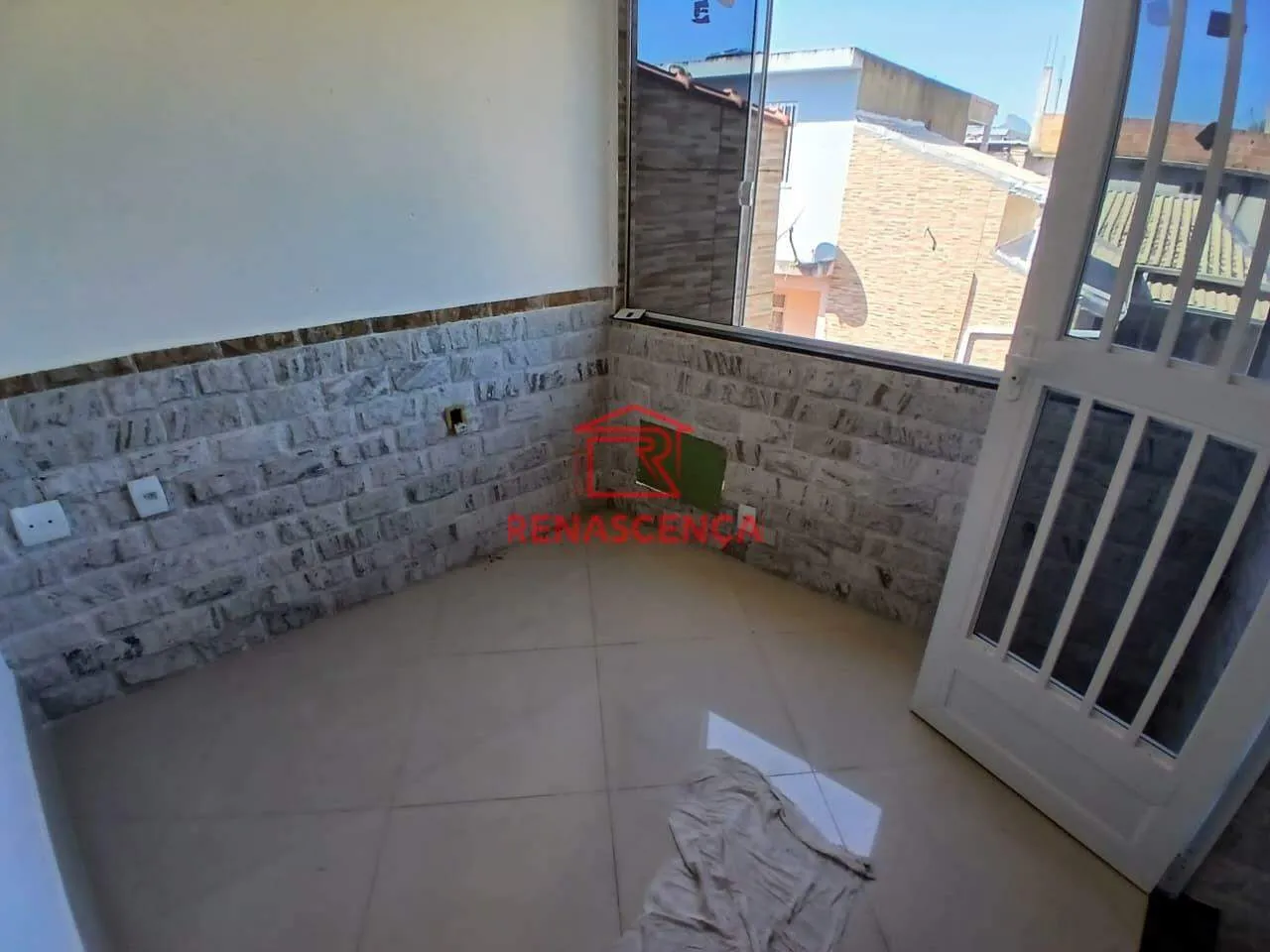 Casa com 2 quartos e 1 banheiro; pets permitidos — photo 2