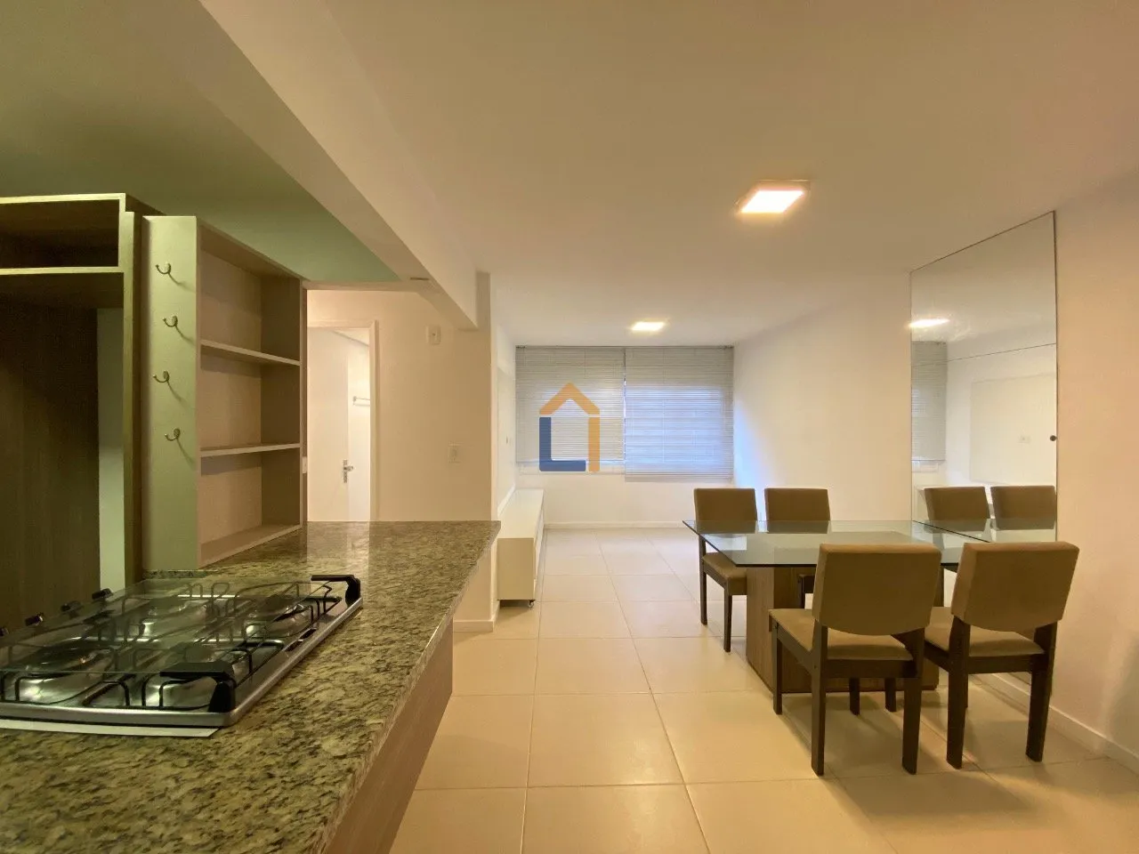 Ground-floor apartment with 2 bedrooms and integrated kitchen — photo 3