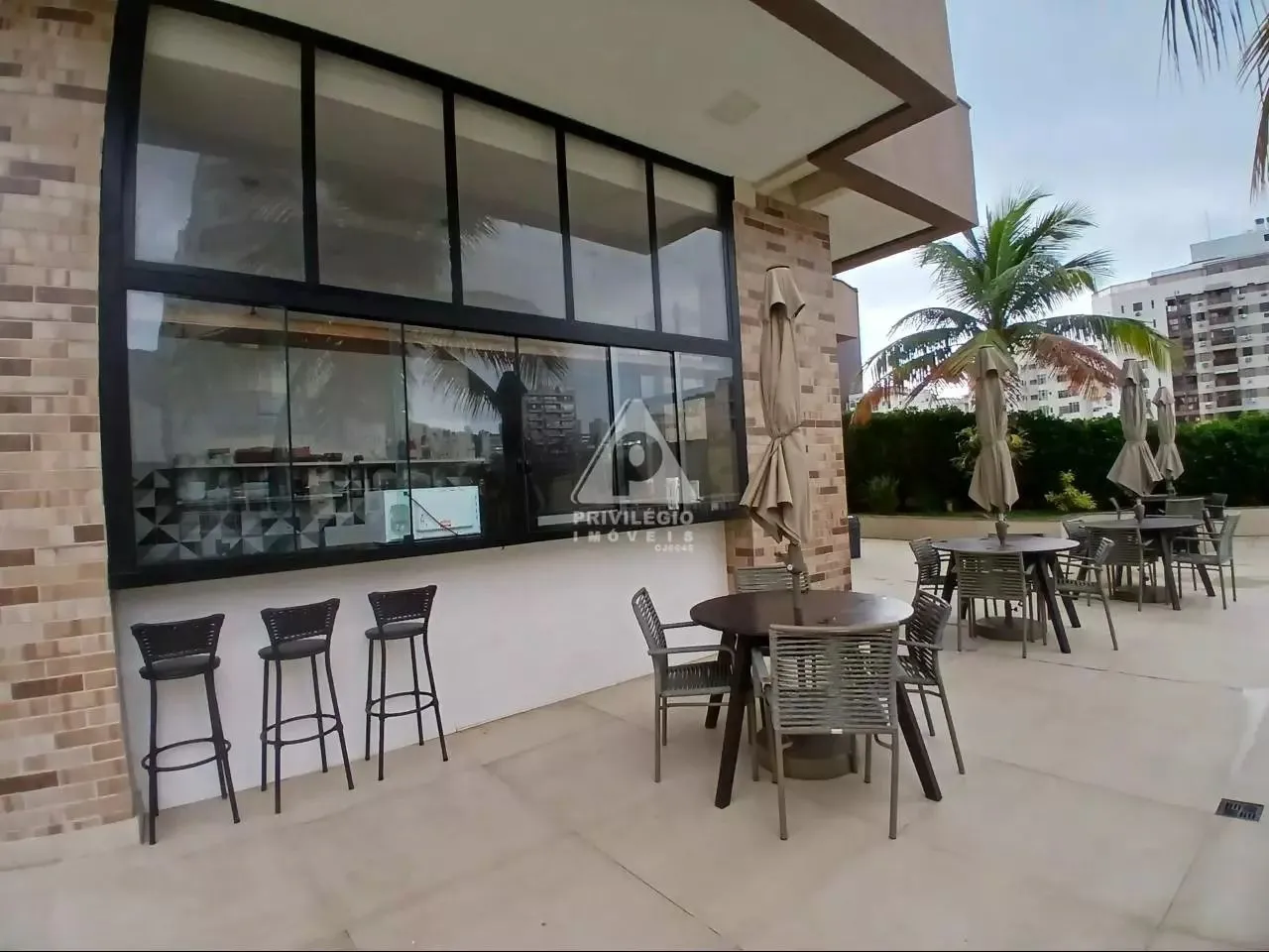 Furnished apartment with 2 bedrooms and 3 bathrooms — photo 23