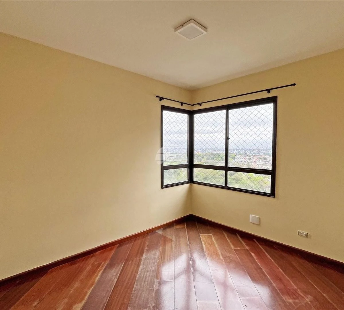 Park view in a 3-bedroom apartment, 177 m² — photo 14