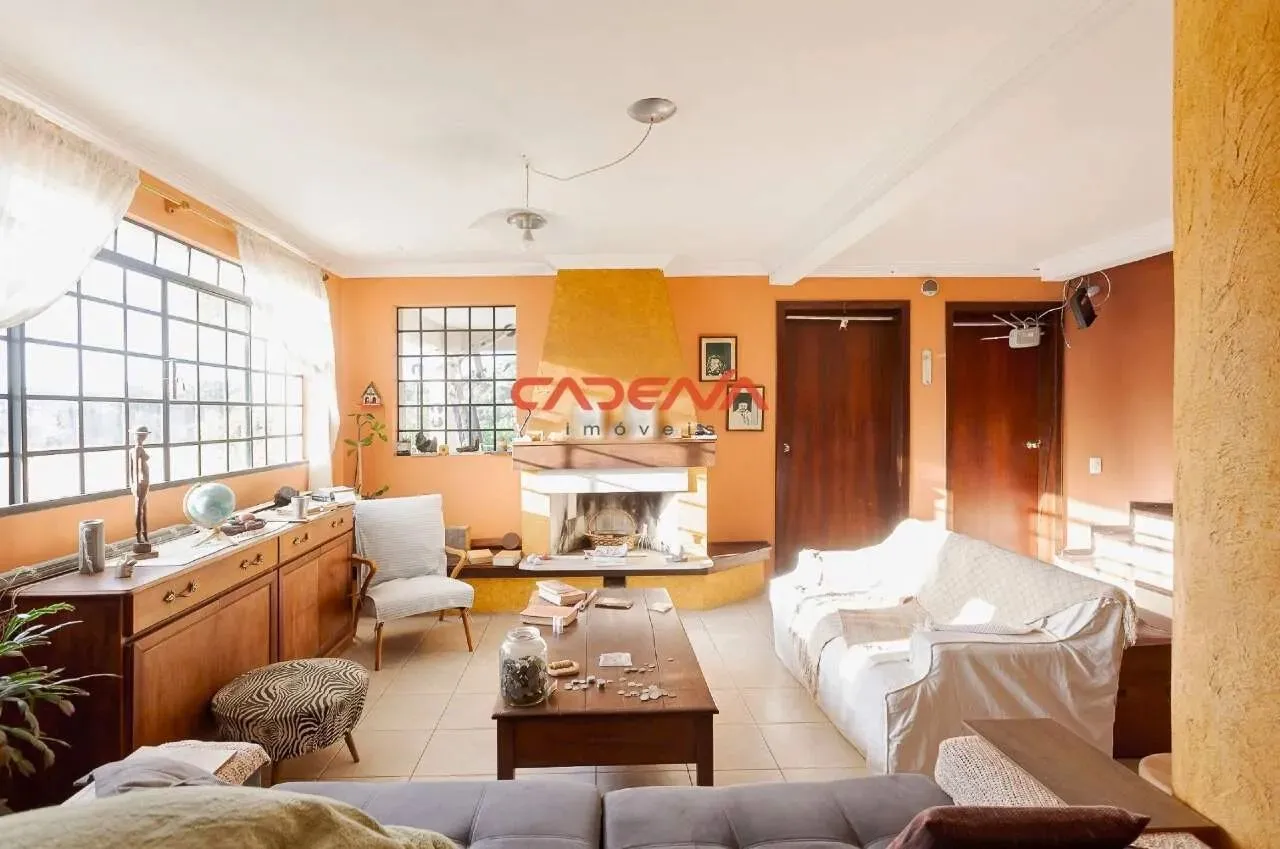 460 m² house with 5 bedrooms and fitted kitchen — photo 6
