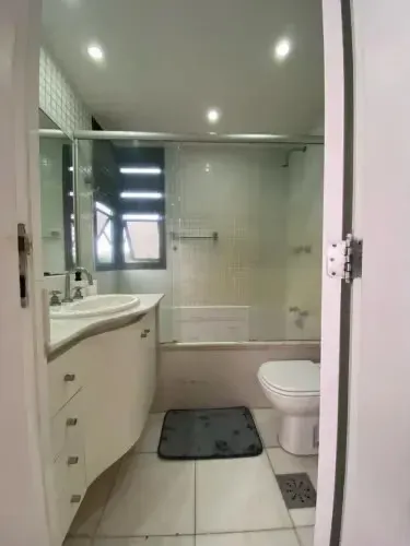 4-bedroom apartment with a water view — photo 18