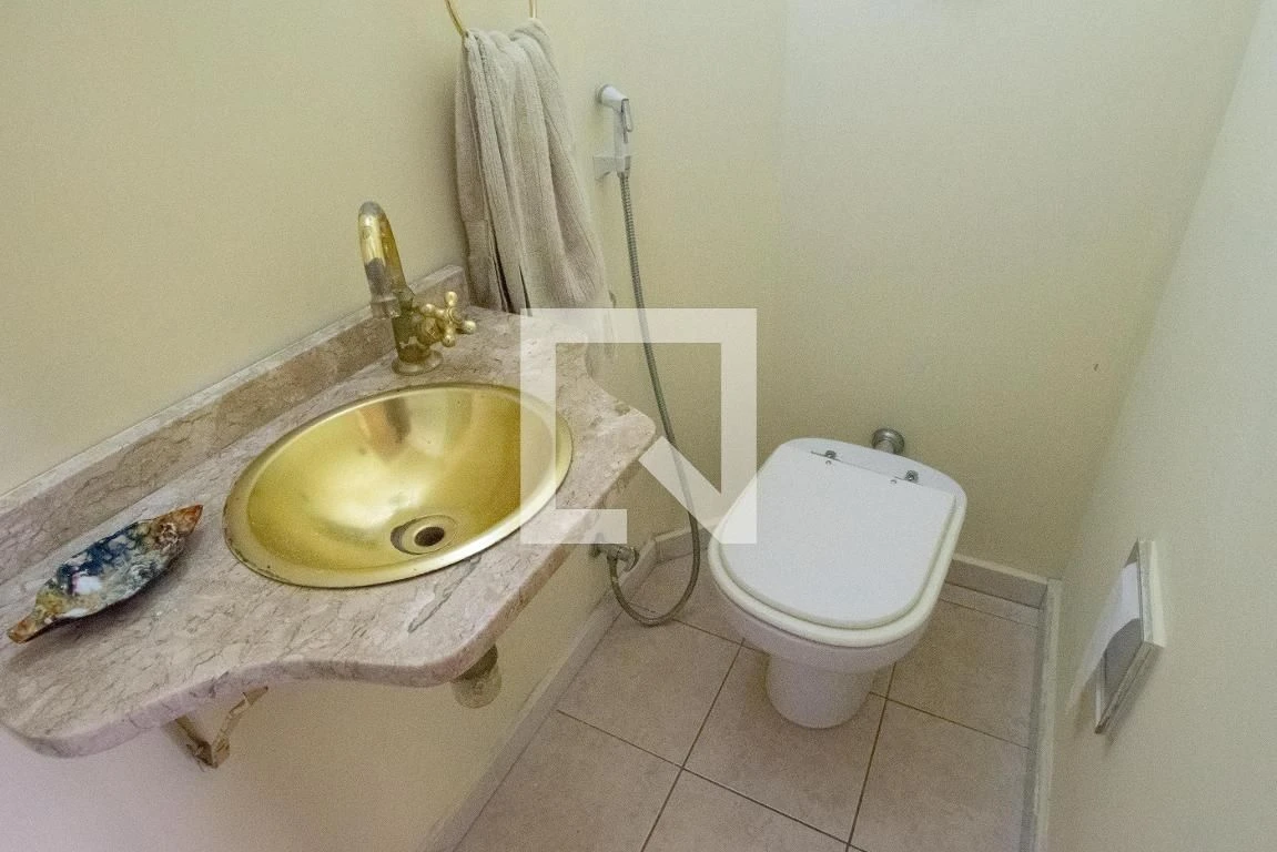 2-bedroom apartment with a private BBQ — photo 39