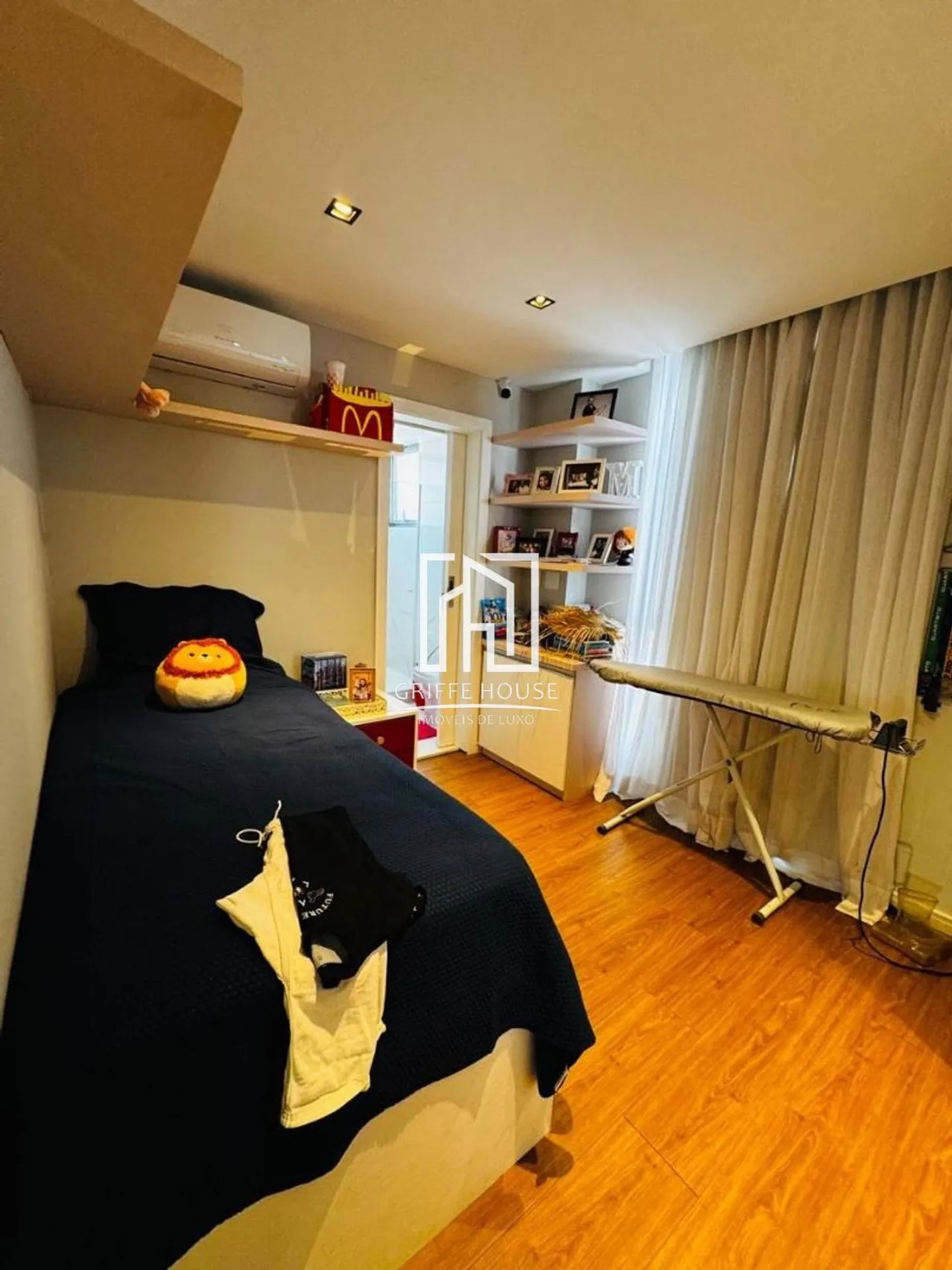 4-bedroom house with a home office in Rio de Janeiro — photo 12