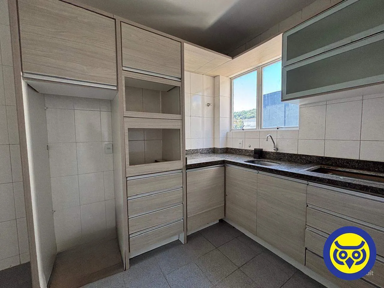 Apartamento de 2 dormitorios con cocina cerrada y 1 plaza — photo 3