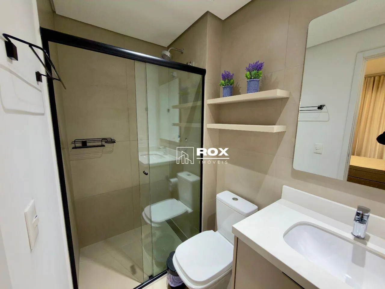 36 m² furnished studio with an open-plan kitchen — photo 10