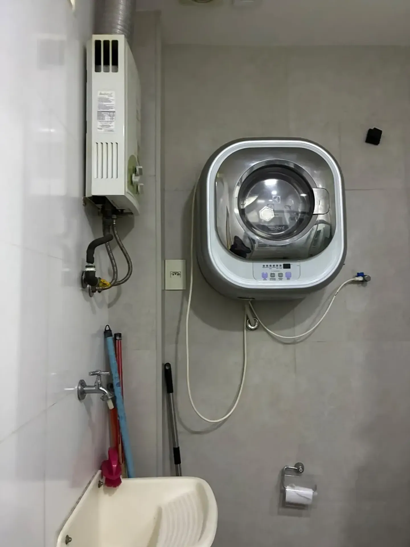 Furnished apartment with 2 bedrooms and a closed kitchen — photo 5