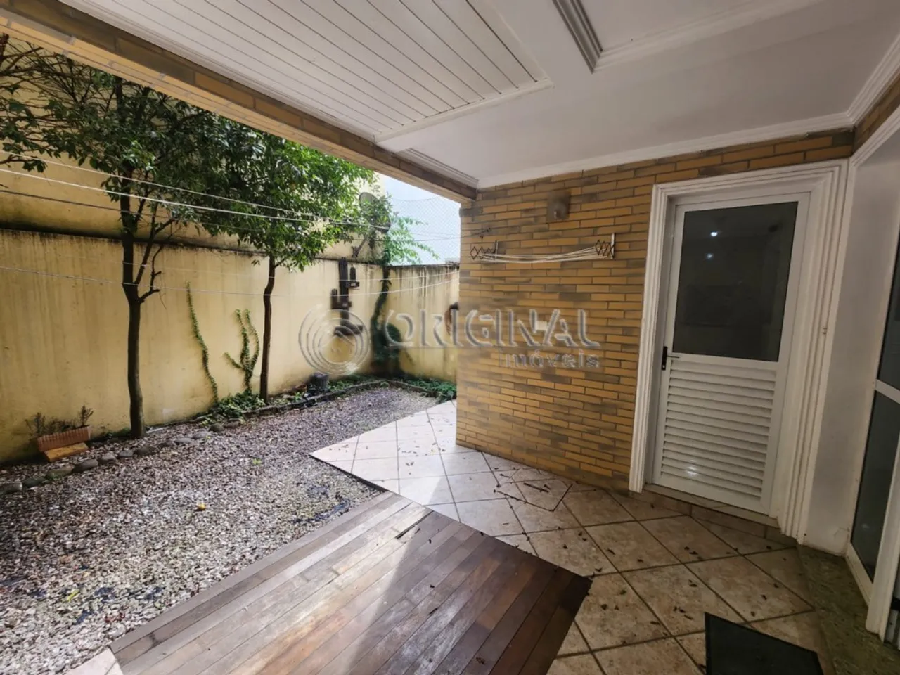 Sobrado com 3 quartos e churrasqueira na varanda — photo 17