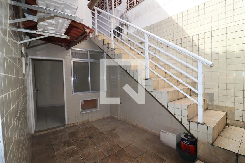 Apartment with 2 bedrooms, 1 bathroom and separate kitchen — photo 23