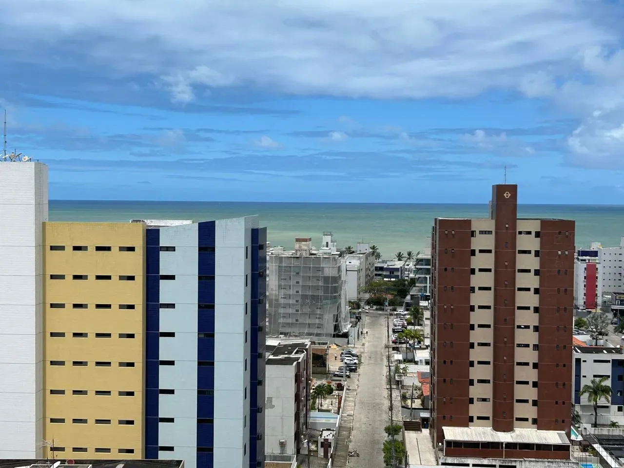 Вид на воду и 3 спальни: квартира 109 м² — photo 2