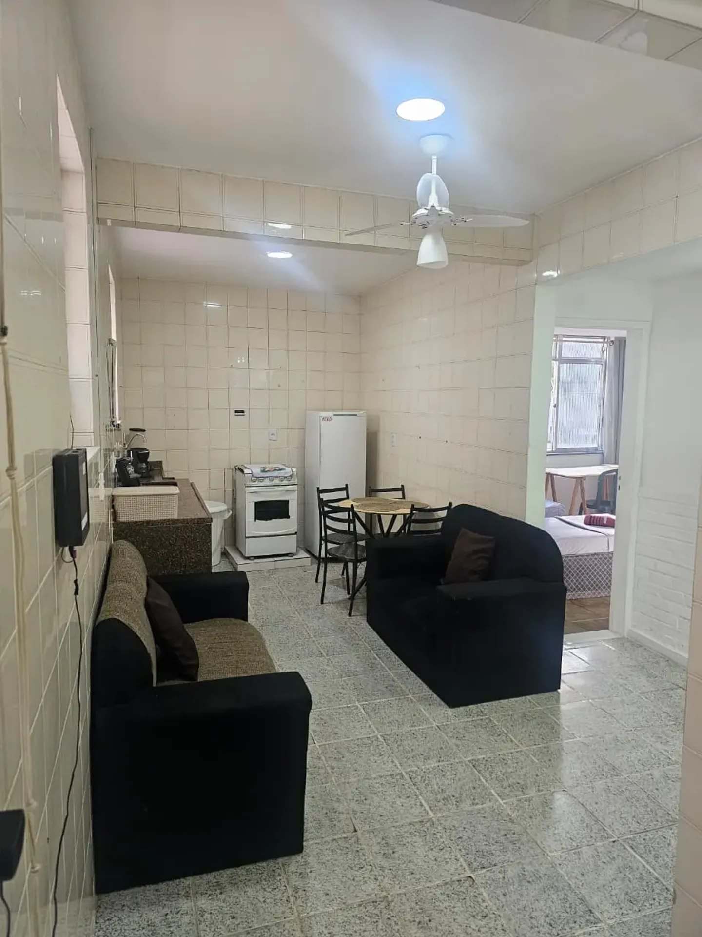 Furnished 2-bedroom apartment with a gas mini-kitchen — photo 30