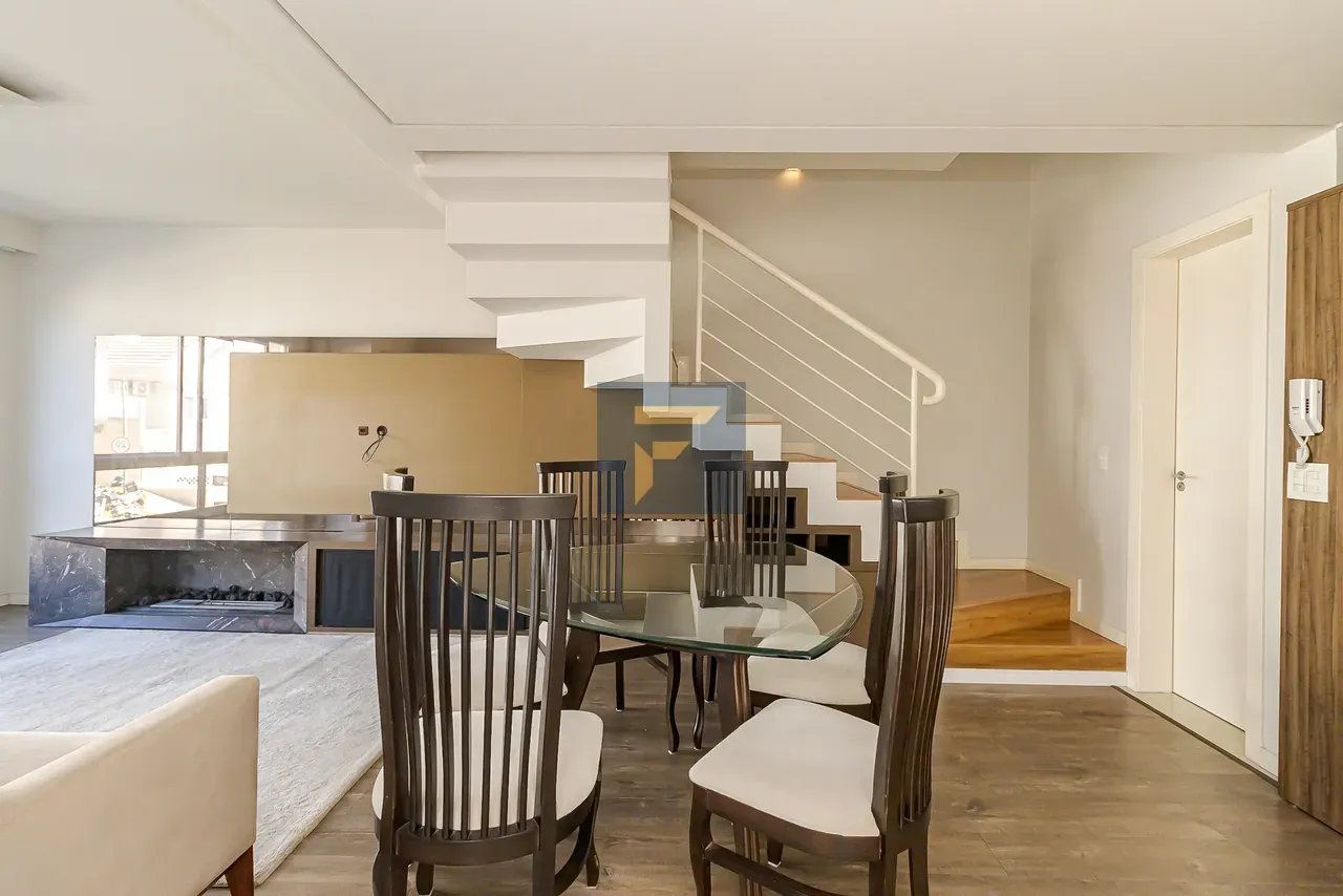 Furnished 140 m² house with 4 bedrooms and open-plan kitchen — photo 11