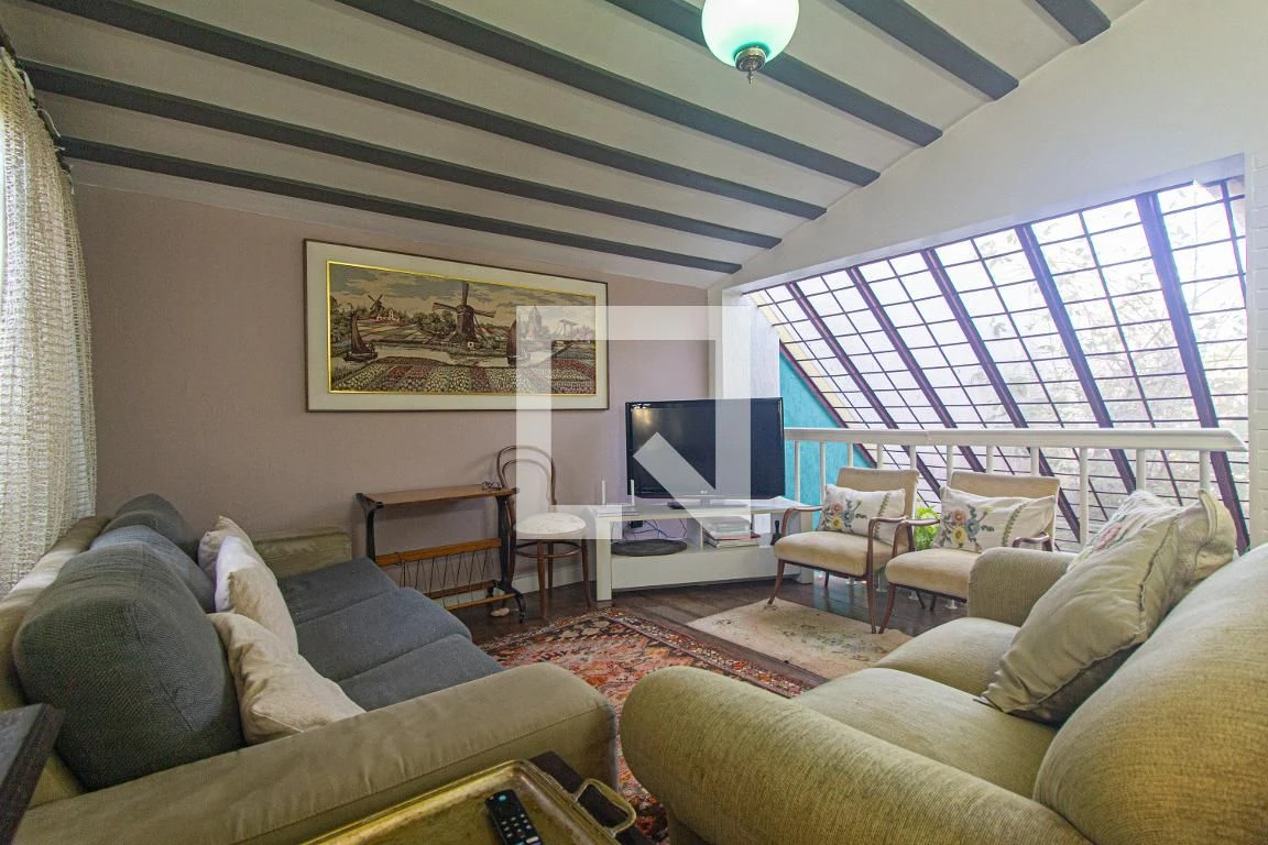 Ванна та 4 спальні: будинок 350 м² — photo 51