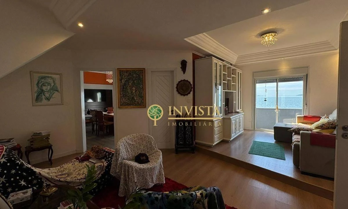 Casa de 4 dormitorios y 525 m², con 2 plazas — photo 20