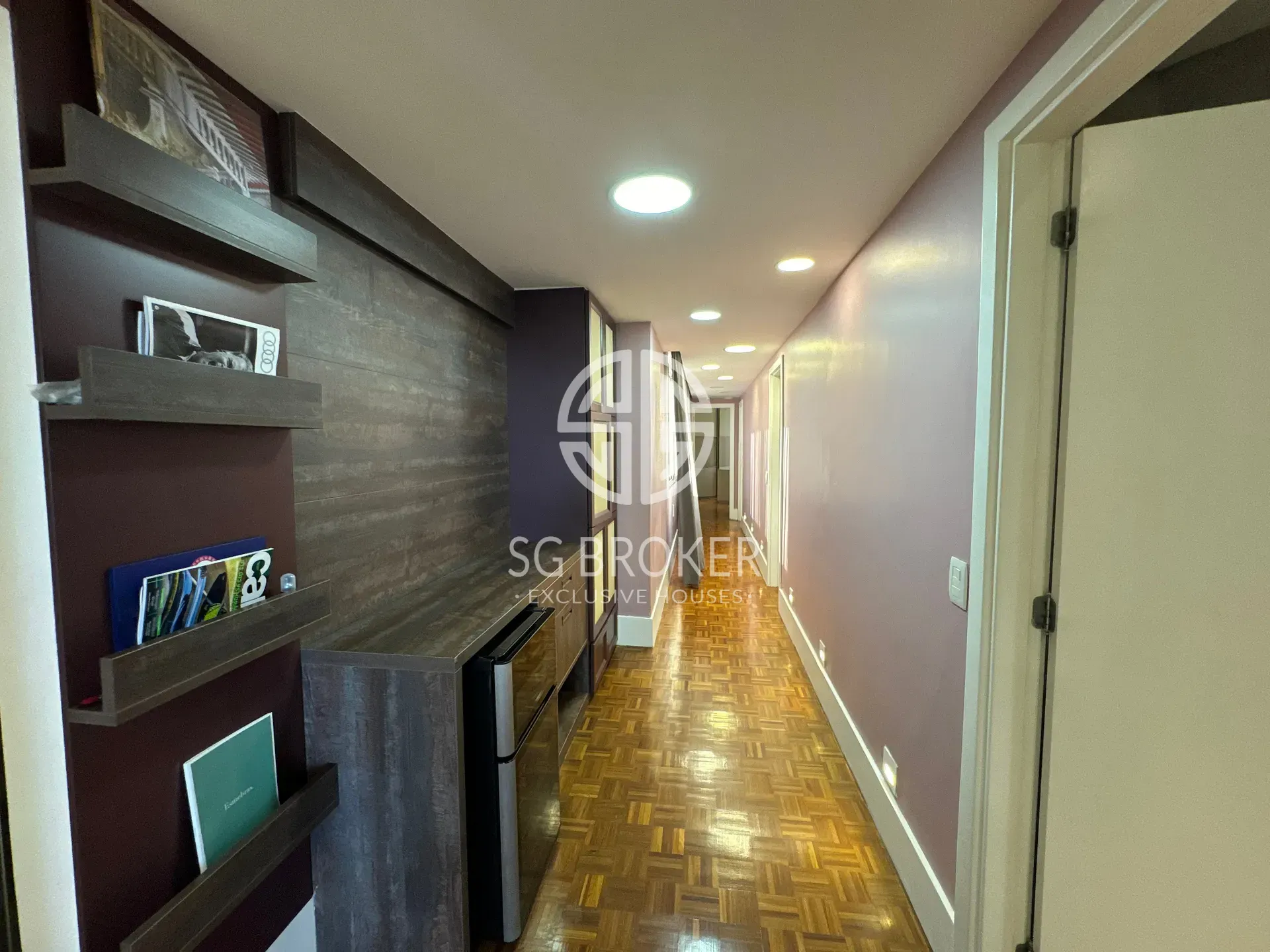 Furnished apartment with open-plan kitchen and 4 bedrooms — photo 35