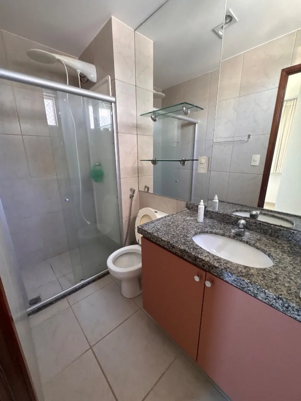 Квартира с 2 спальнями, в доме есть тренажёрный зал — photo 13