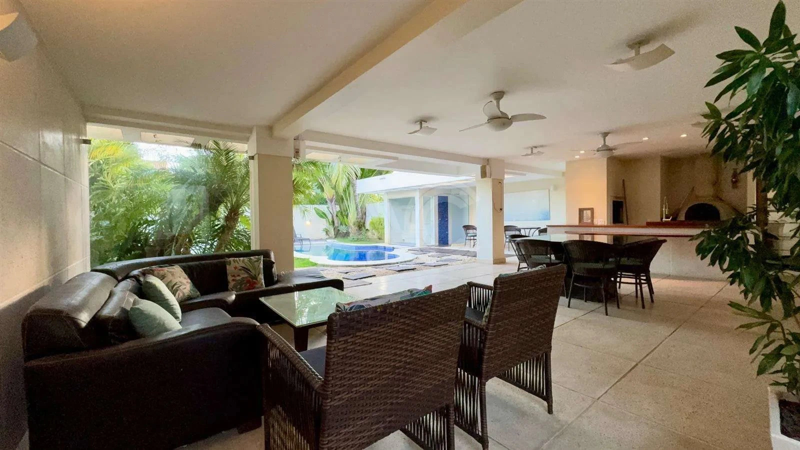 Gated community house with 4 en-suite bedrooms