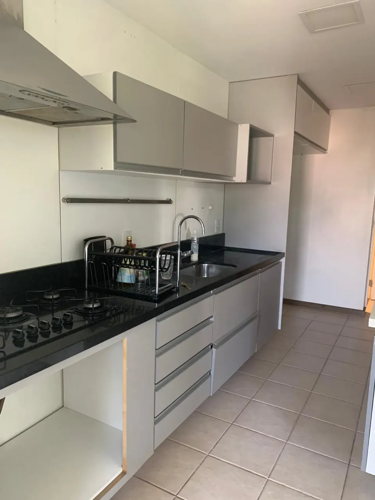 Квартира з 3 спальнями та заскленим балконом — photo 2