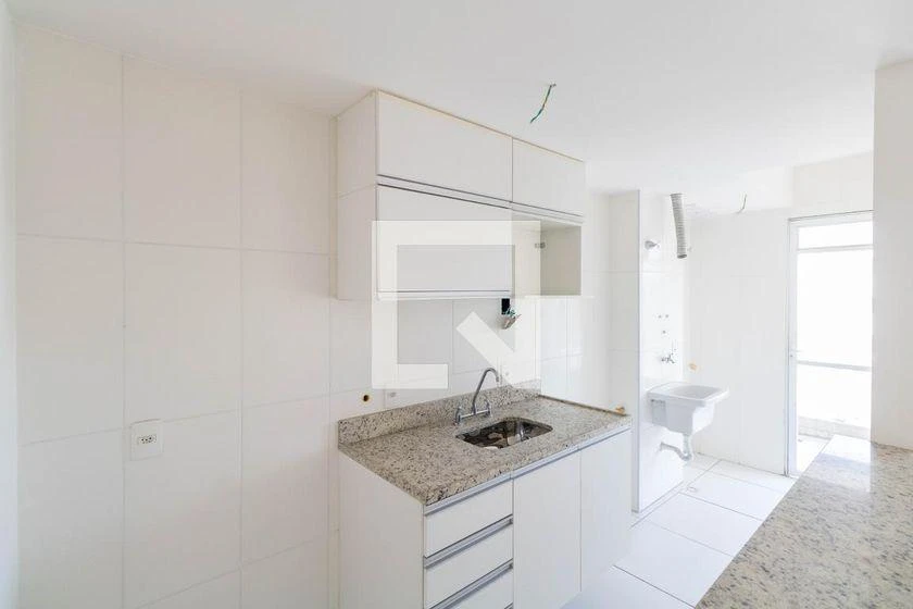 Apartamento de 4 quartos com 140 m² e cozinha aberta — photo 8