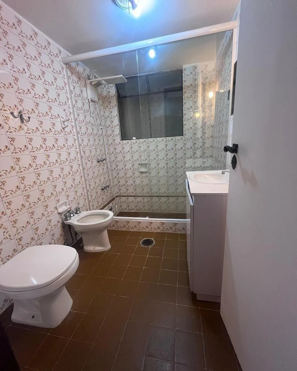 4-bedroom apartment with a home office in Curitiba — photo 26