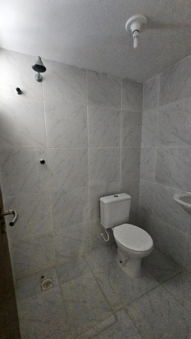 Квартира з 4 спальнями, у будинку є басейн — photo 2