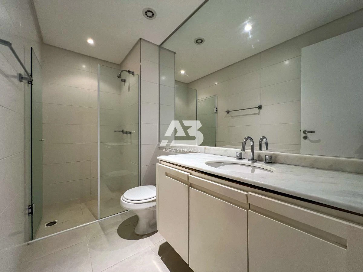 Furnished studio 33 m² with 1 bedroom and balcony — photo 8