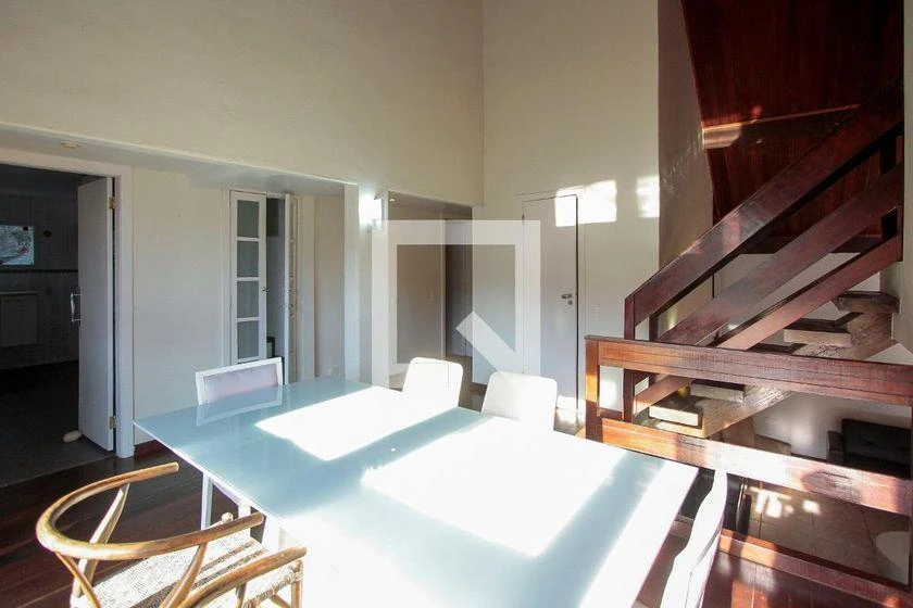 Меблированный дом с 4 спальнями и 3 сьютами, 450 м² — photo 26