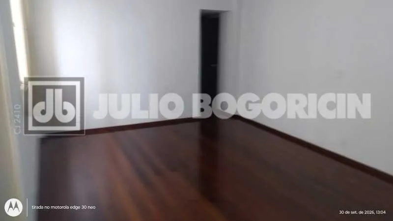 Apartment on the 2nd floor with wood or laminate floors — photo 24